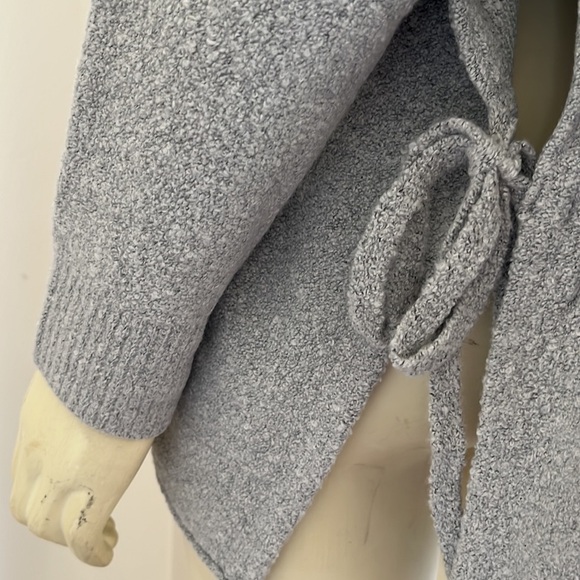 Nwt J. Jill Pure Jill Women’s Gray Mock Neck Side Tie Boucle Sweater Zinc MP/LP - Picture 11 of 16